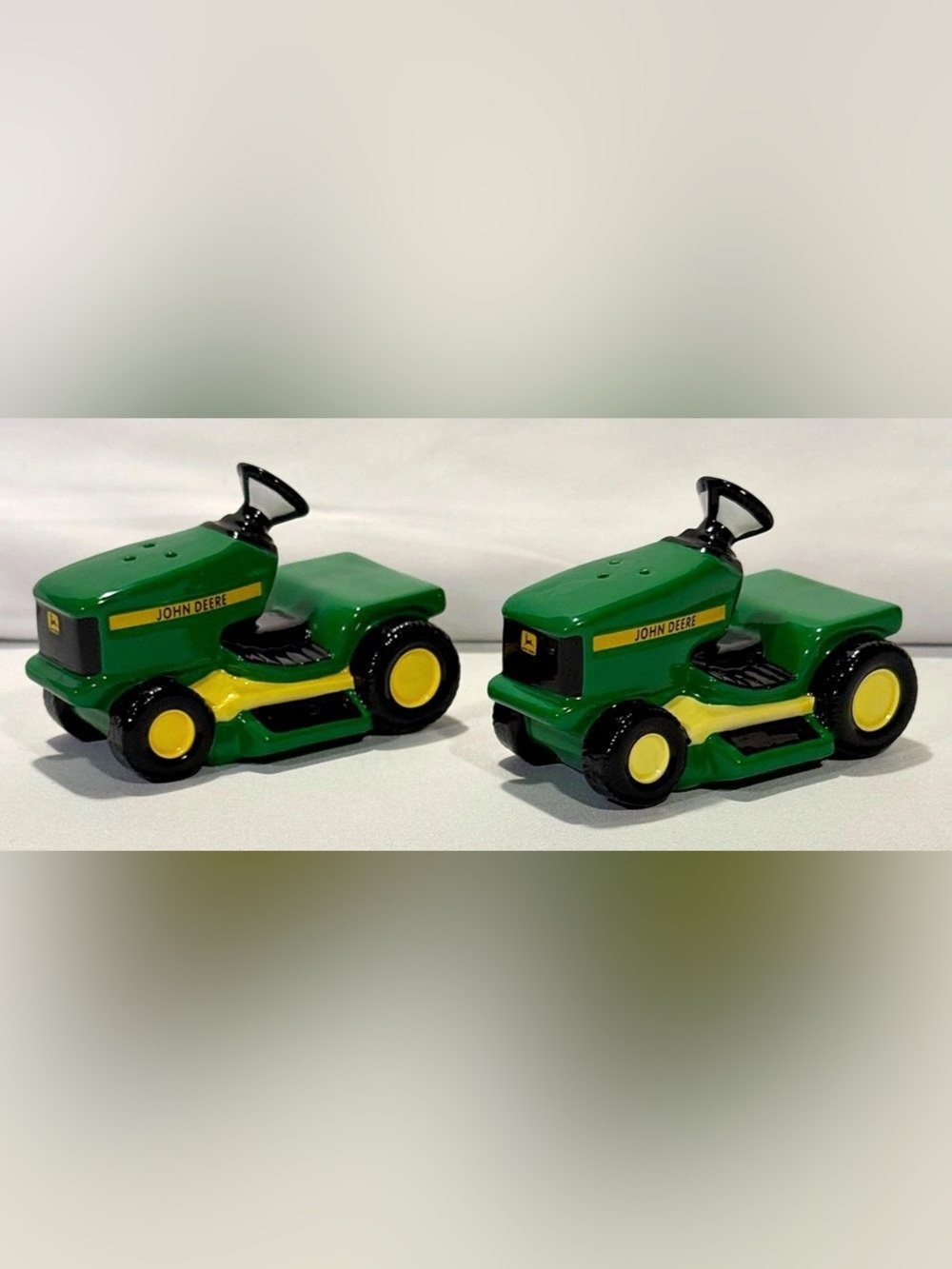 John Deere Vintage 1999 Ceramic Lawn Tractor Salt and Pepper Shakers Set of 2